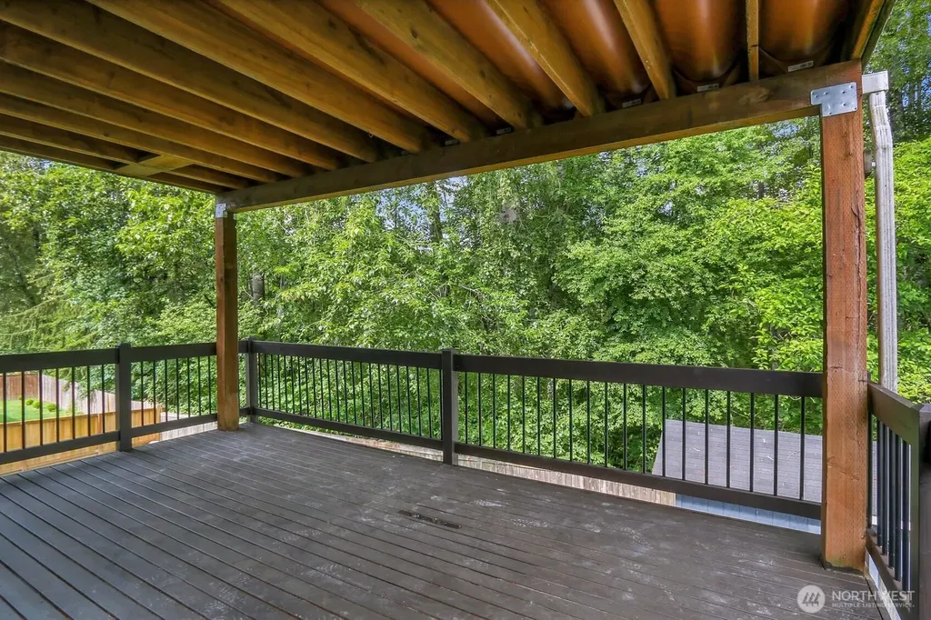 3323 Lake Drive Lake Stevens WA 98258