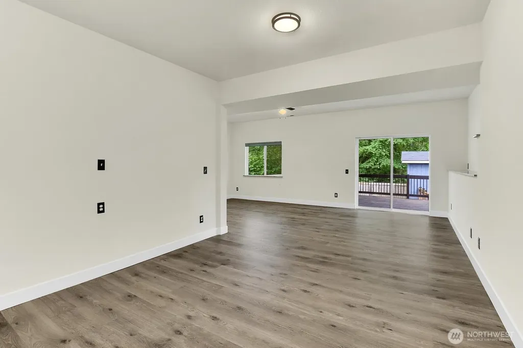 3323 Lake Drive Lake Stevens WA 98258