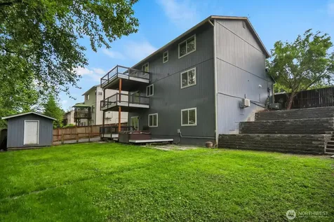 3323 Lake Drive Lake Stevens WA 98258