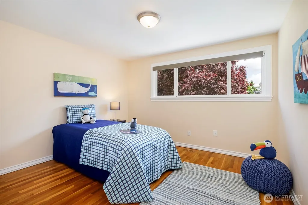 14101 Phinney Avenue N Seattle WA 98133