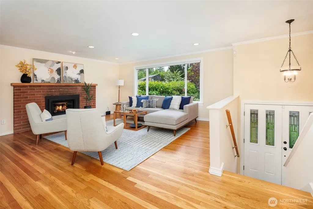 14101 Phinney Avenue N Seattle WA 98133
