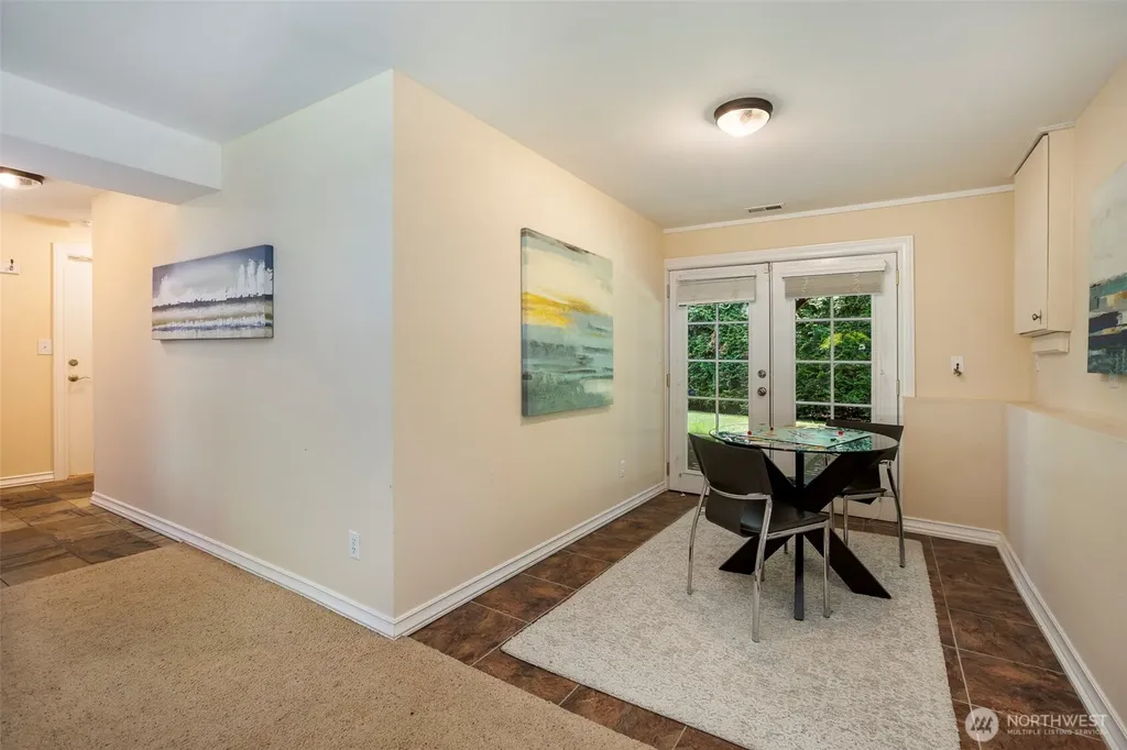 14101 Phinney Avenue N Seattle WA 98133