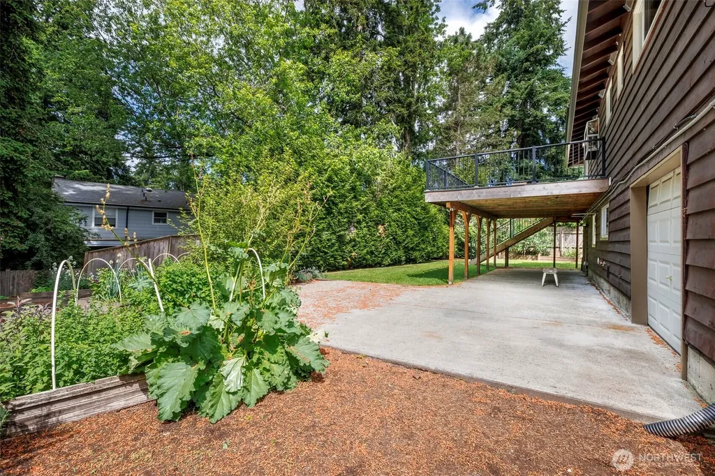 14101 Phinney Avenue N Seattle WA 98133