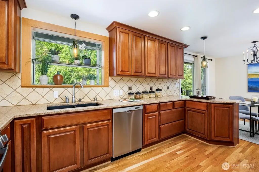 14101 Phinney Avenue N Seattle WA 98133