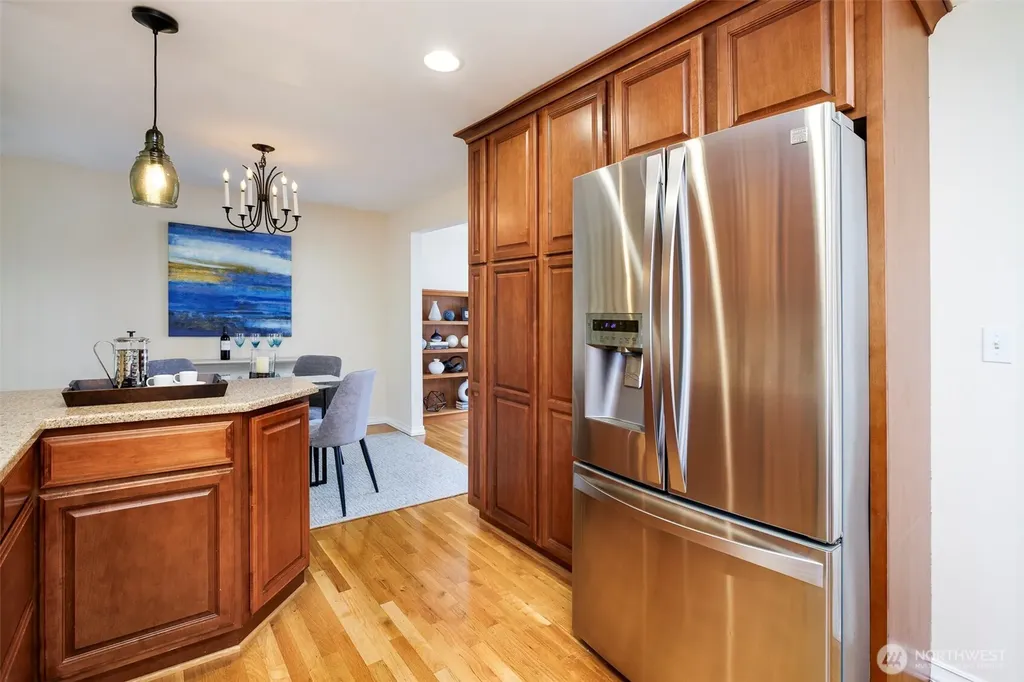 14101 Phinney Avenue N Seattle WA 98133