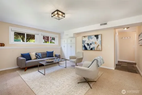14101 Phinney Avenue N Seattle WA 98133