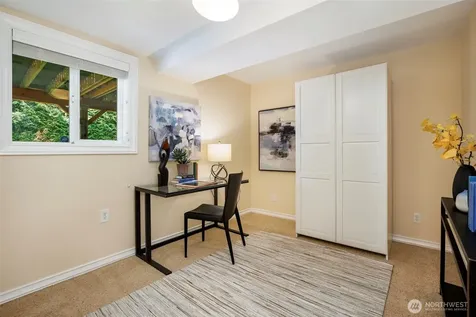 14101 Phinney Avenue N Seattle WA 98133