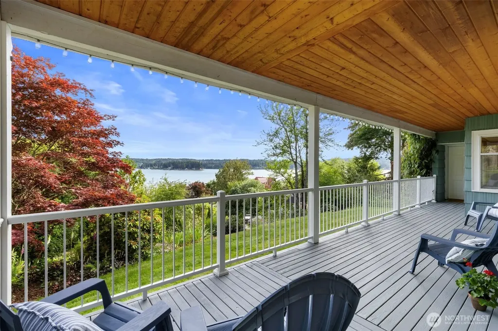 17164 Lemolo Shore Drive NE Poulsbo WA 98370