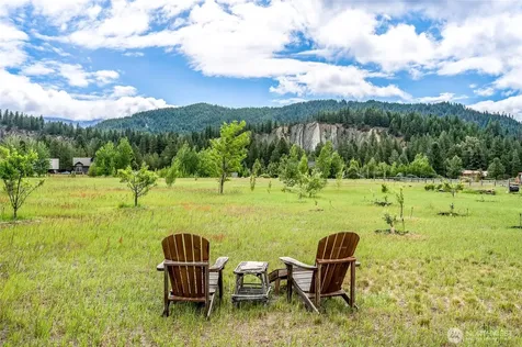 340 Leonard Lane Leavenworth WA 98826