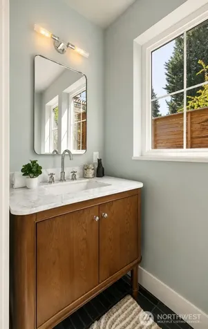 909 32nd Avenue S Seattle WA 98144