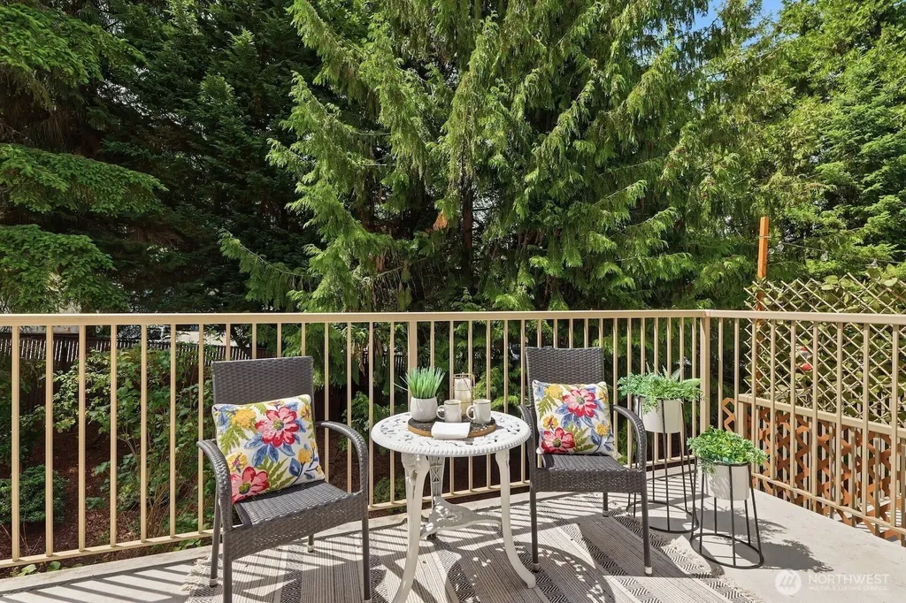 15325 SE 155th Place Renton WA 98058
