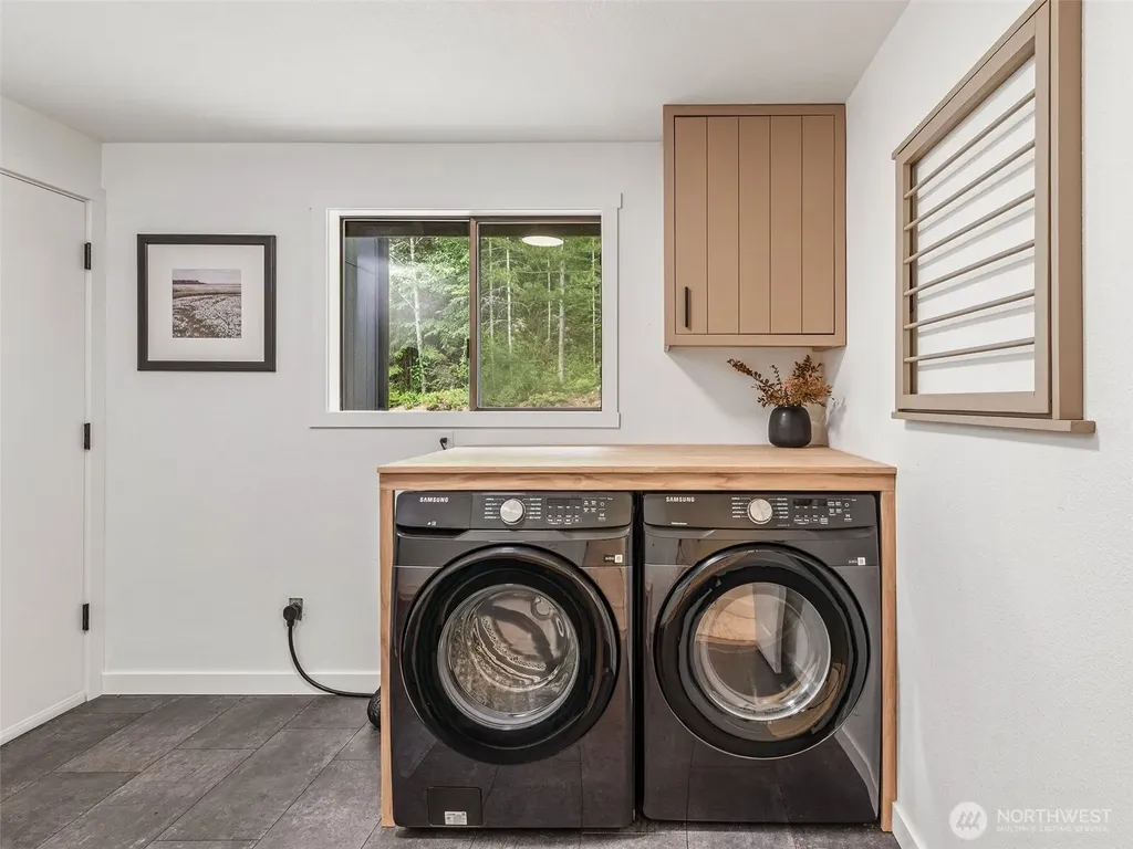 171 Rhododendren Lane Brinnon WA 98320