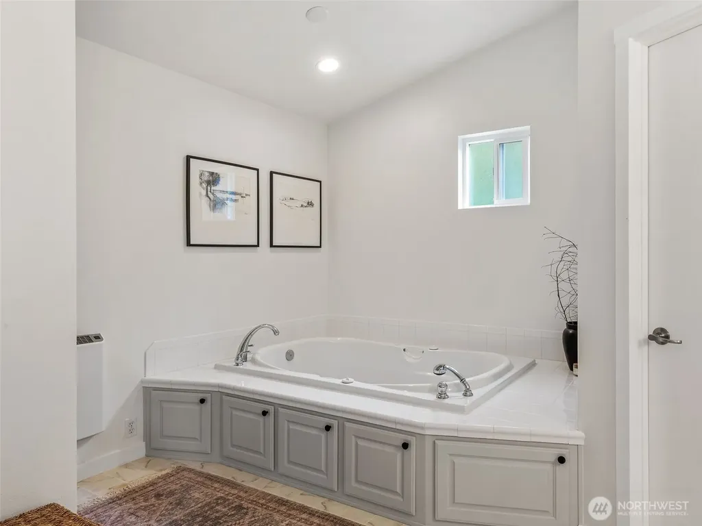 171 Rhododendren Lane Brinnon WA 98320
