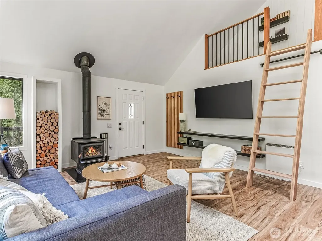 171 Rhododendren Lane Brinnon WA 98320