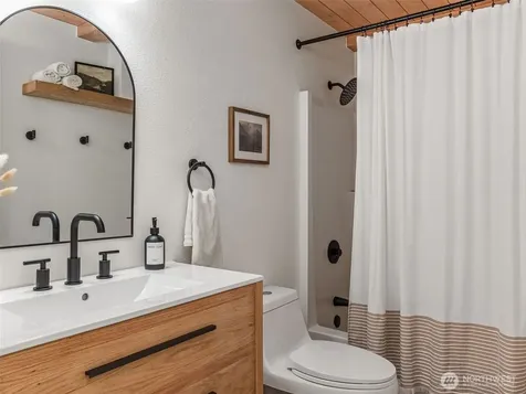171 Rhododendren Lane Brinnon WA 98320