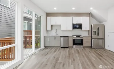 1816 24th Avenue S Seattle WA 98144