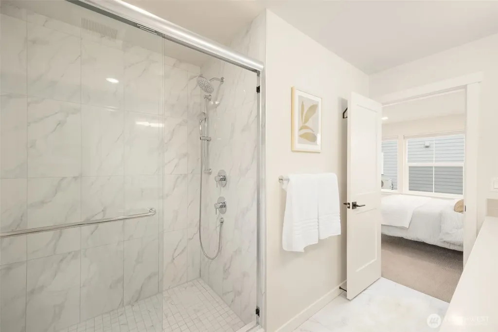6226 7th Avenue NW Seattle WA 98107