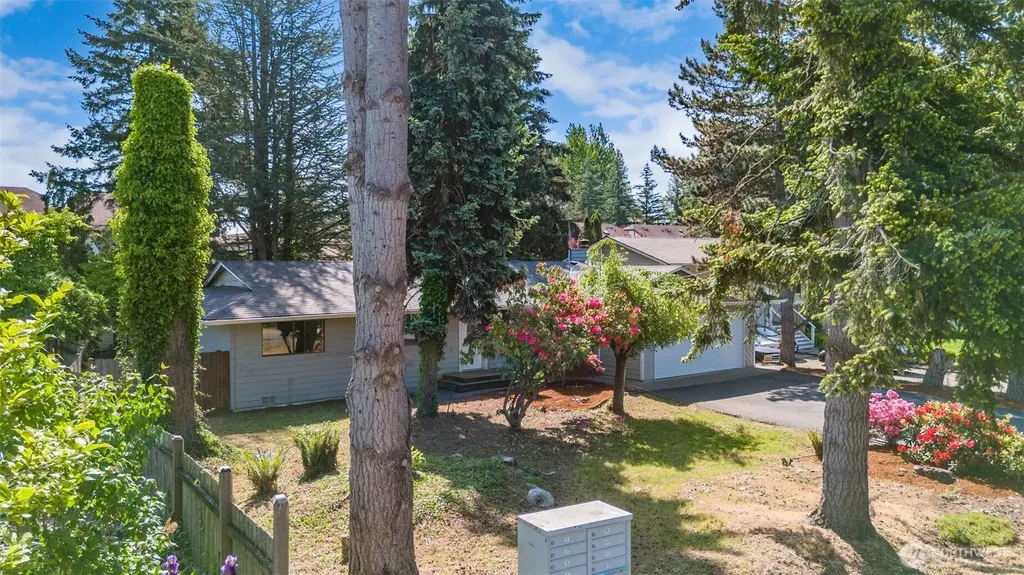 25248 111th Avenue SE Kent WA 98030