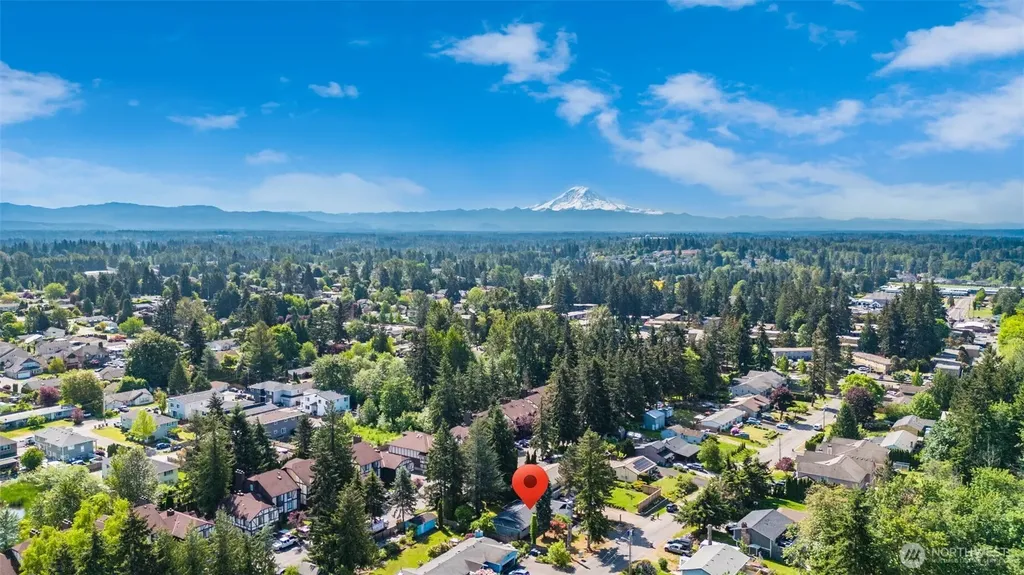 25248 111th Avenue SE Kent WA 98030