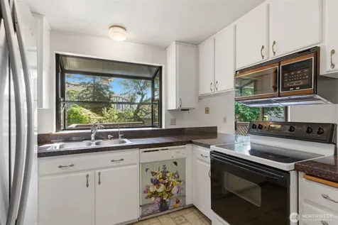 25248 111th Avenue SE Kent WA 98030