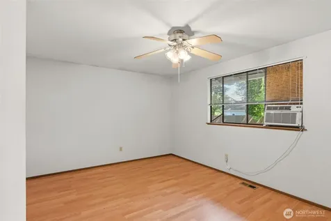 25248 111th Avenue SE Kent WA 98030