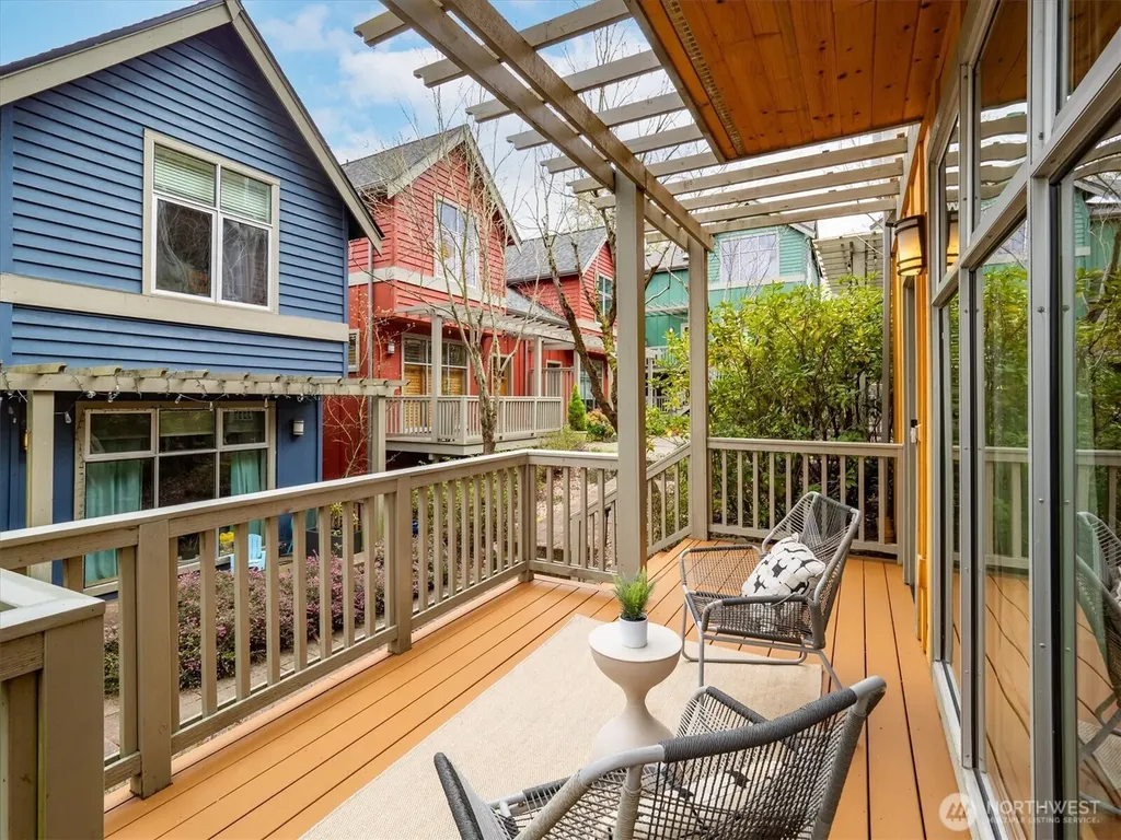 2363 S Mcclellan Street Seattle WA 98144