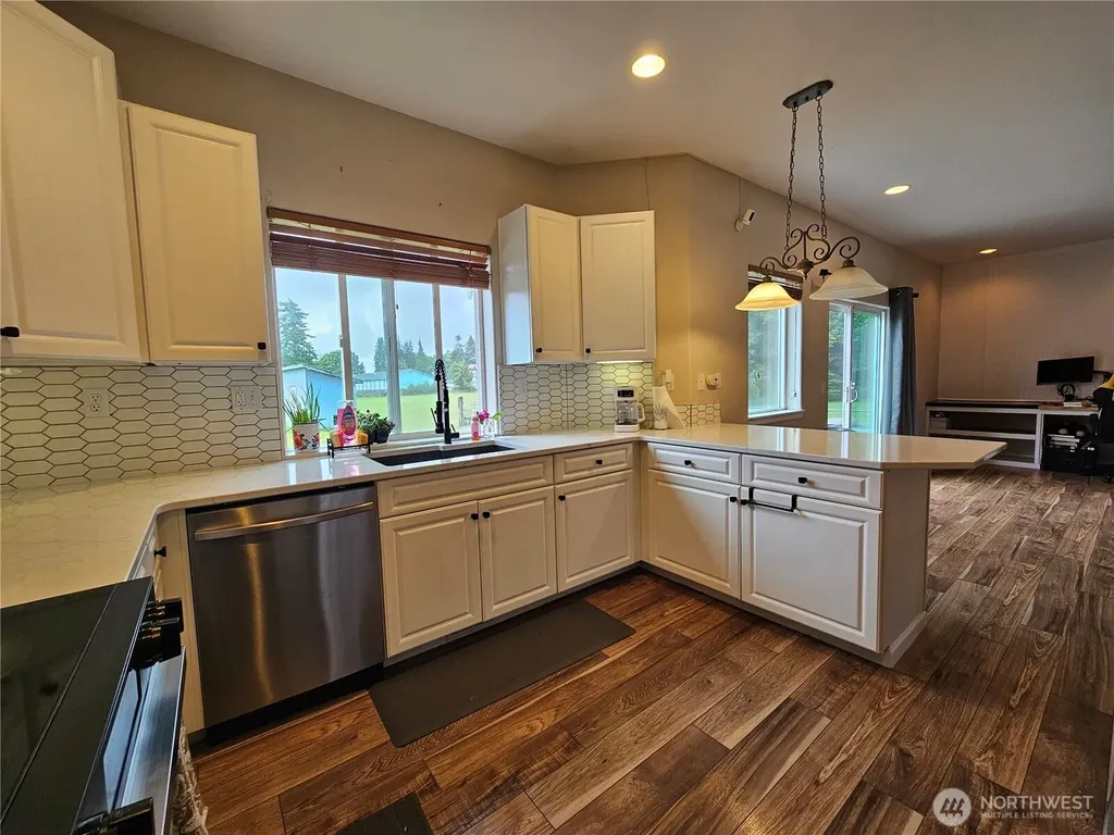 55 Allen Road Elma WA 98541