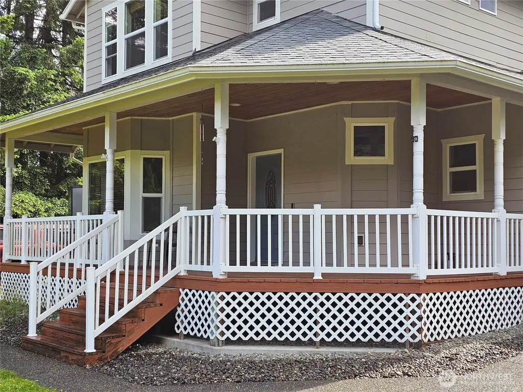 55 Allen Road Elma WA 98541
