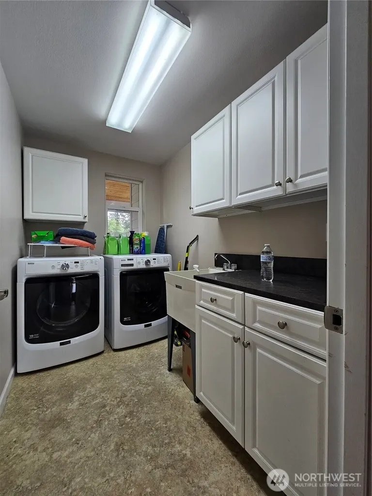 55 Allen Road Elma WA 98541