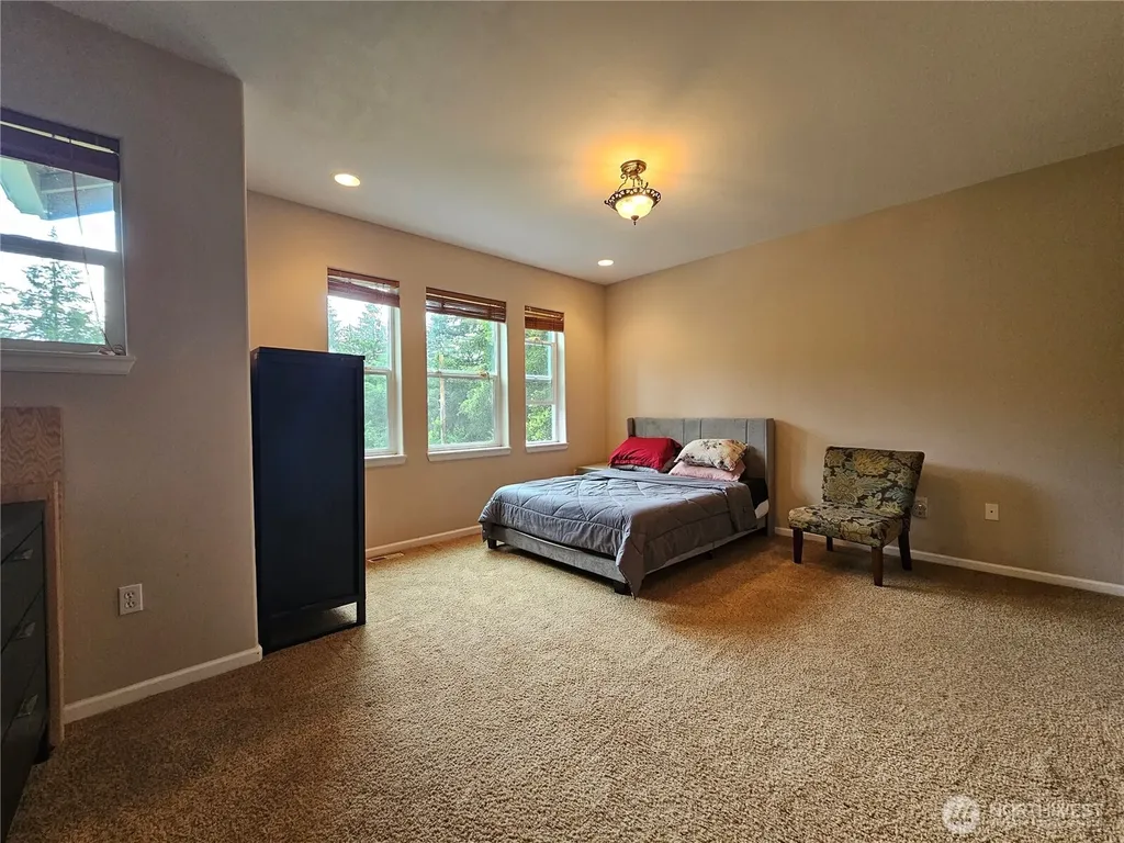 55 Allen Road Elma WA 98541