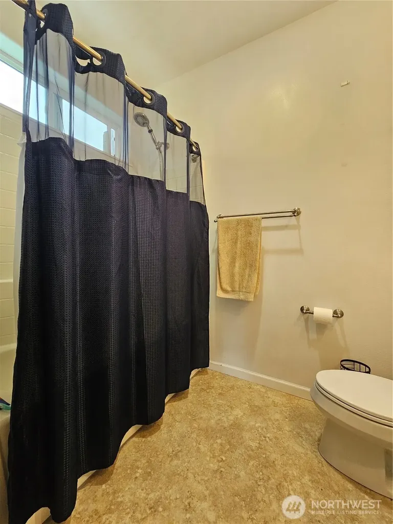 55 Allen Road Elma WA 98541