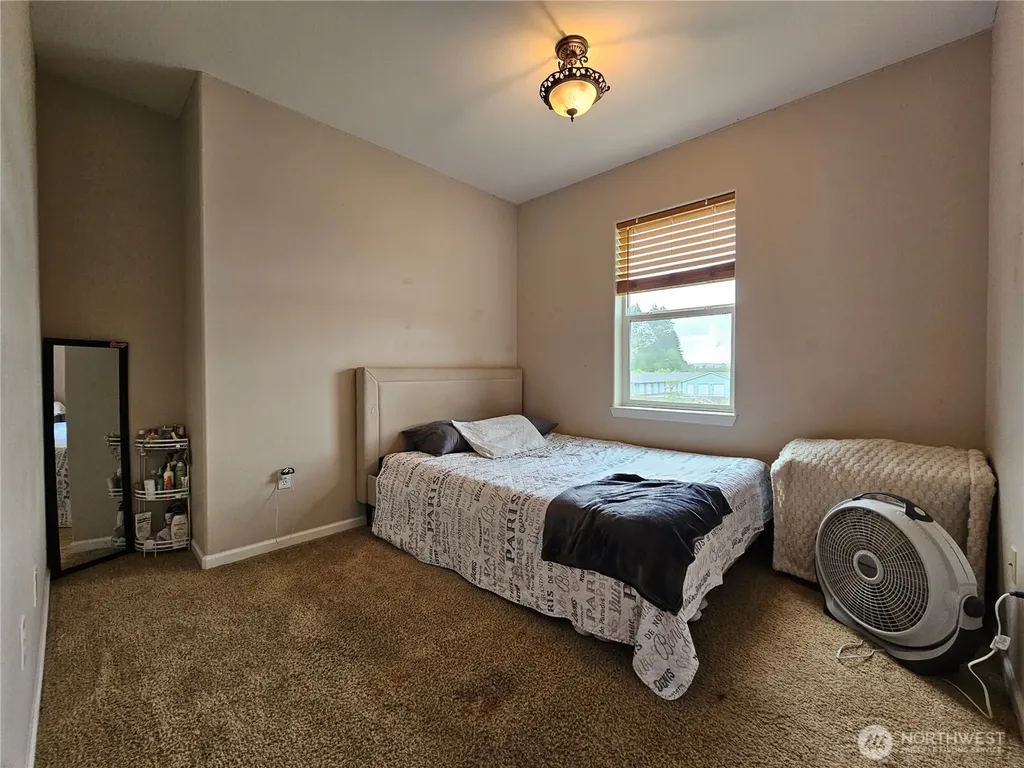 55 Allen Road Elma WA 98541