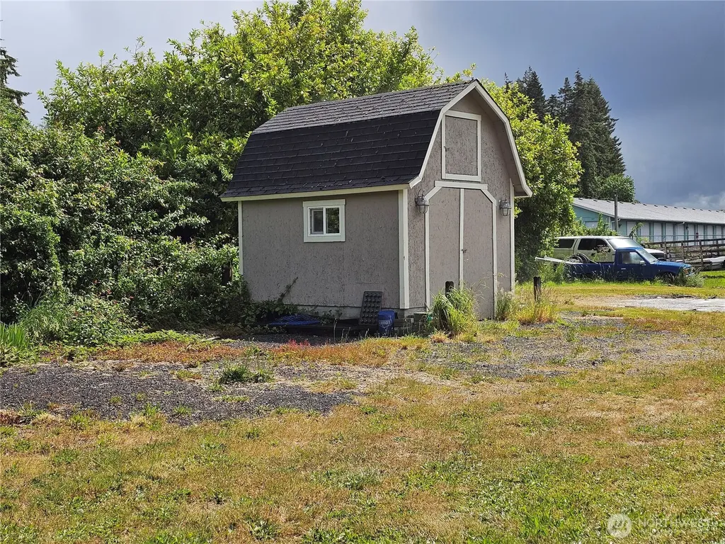 55 Allen Road Elma WA 98541