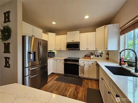 55 Allen Road Elma WA 98541