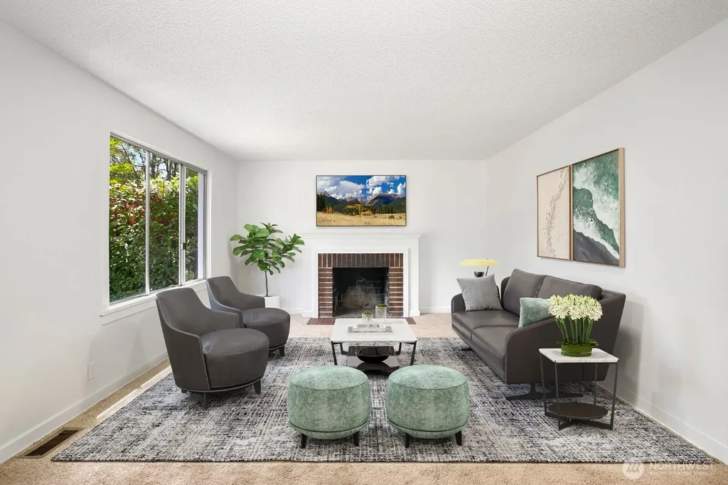15513 8th Avenue NE Shoreline WA 98155