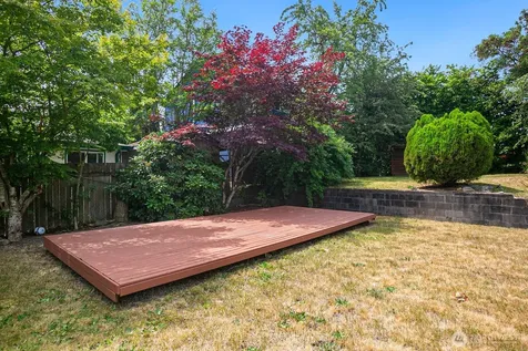 15513 8th Avenue NE Shoreline WA 98155