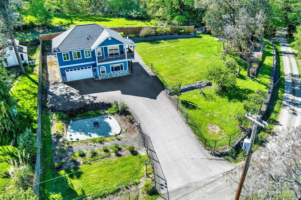 2608 142nd Avenue SW Lakebay WA 98349