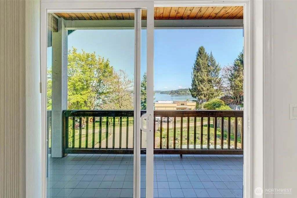 2608 142nd Avenue SW Lakebay WA 98349