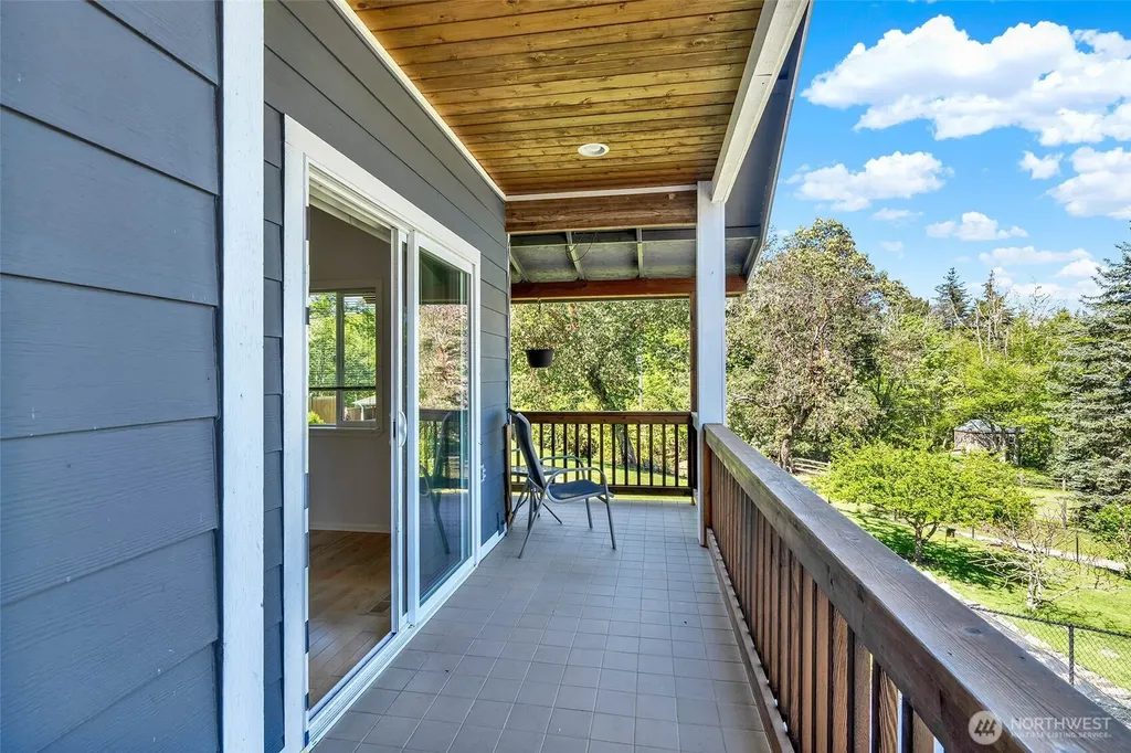 2608 142nd Avenue SW Lakebay WA 98349