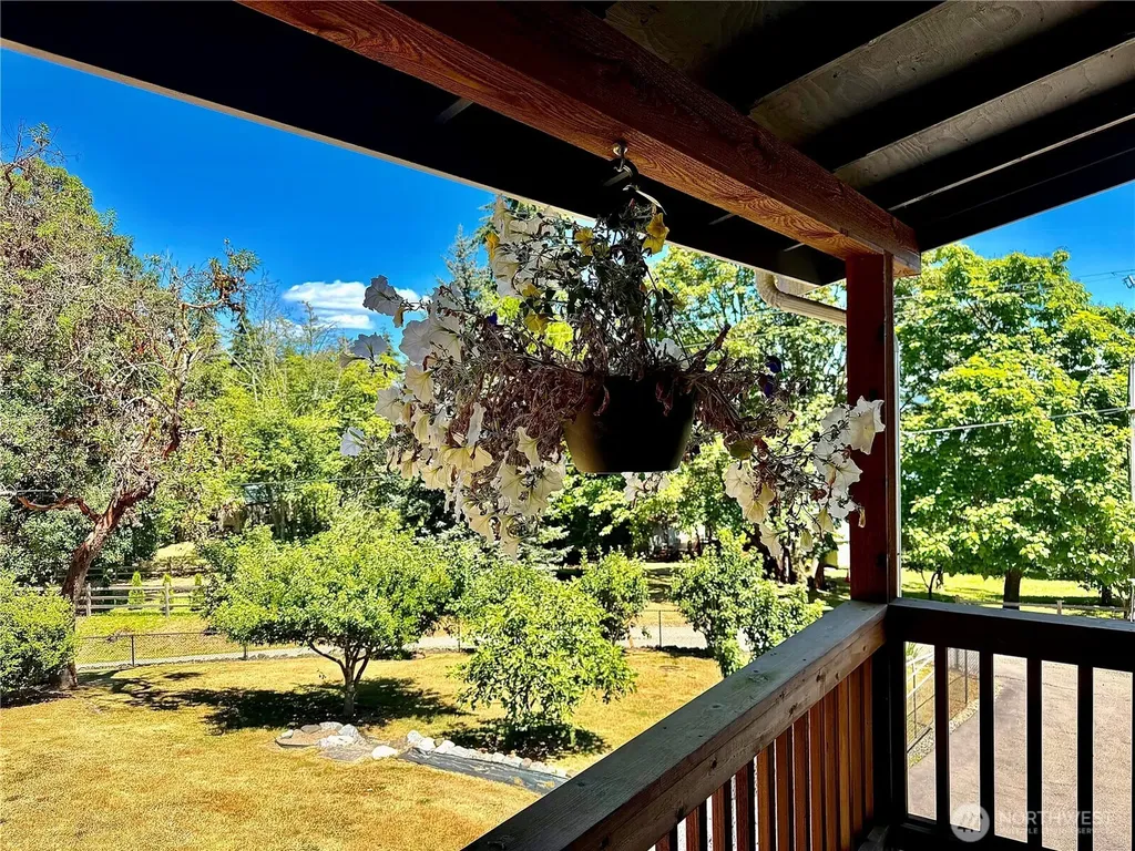 2608 142nd Avenue SW Lakebay WA 98349