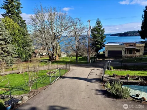 2608 142nd Avenue SW Lakebay WA 98349