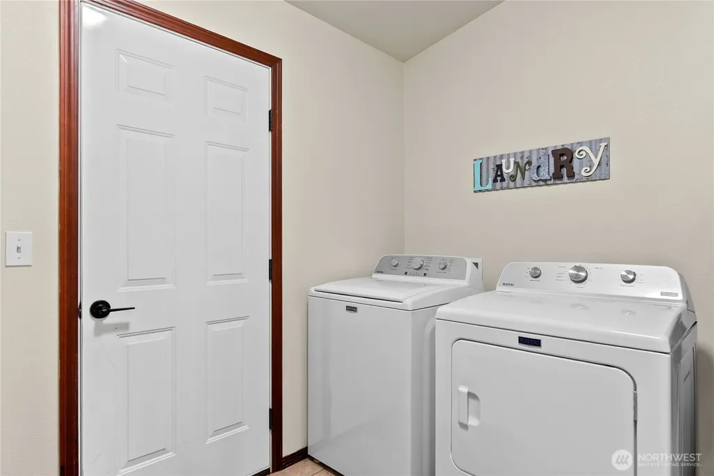 5130 180th Trail SW Rochester WA 98579