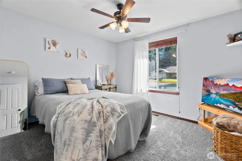 5130 180th Trail SW Rochester WA 98579