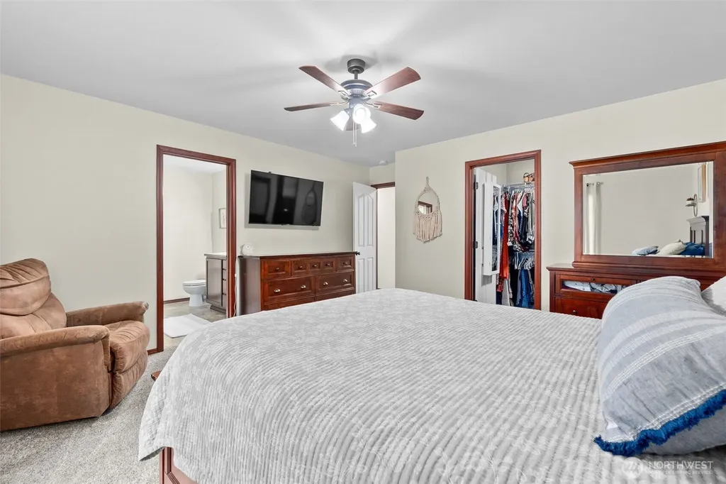 5130 180th Trail SW Rochester WA 98579