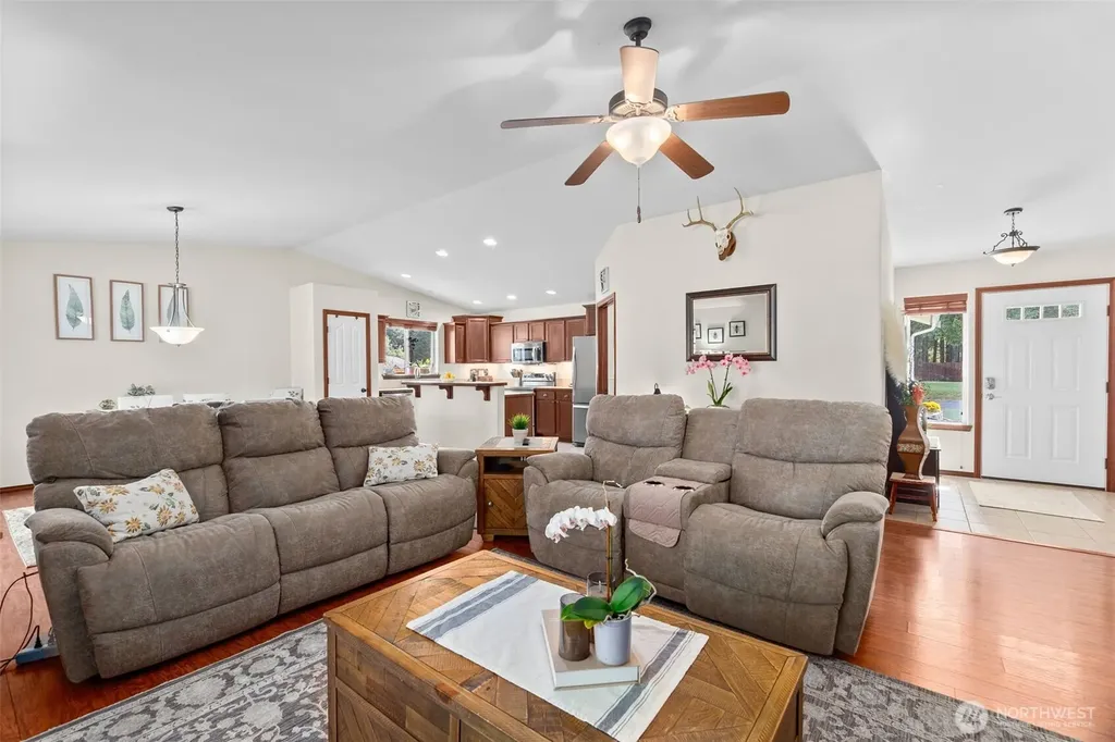 5130 180th Trail SW Rochester WA 98579