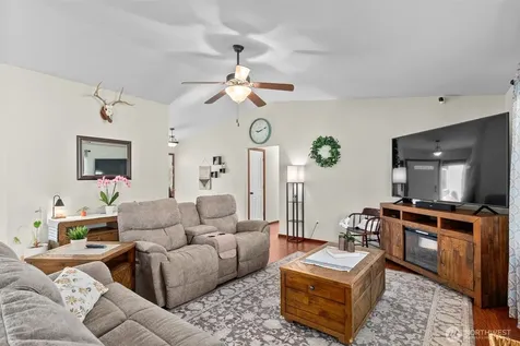 5130 180th Trail SW Rochester WA 98579