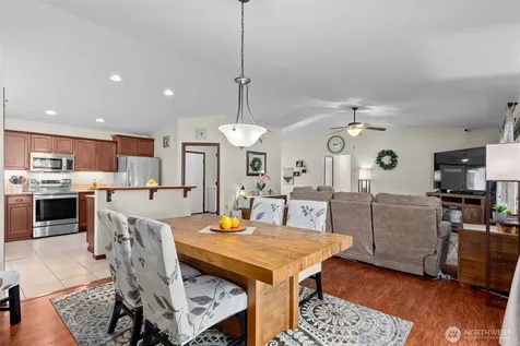 5130 180th Trail SW Rochester WA 98579