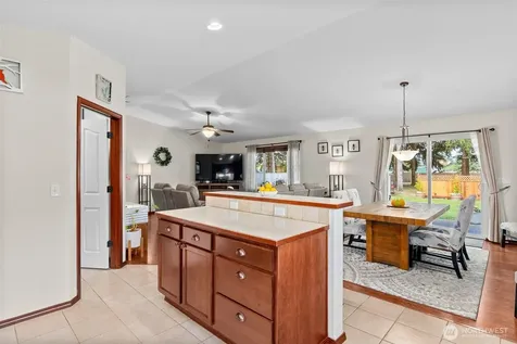 5130 180th Trail SW Rochester WA 98579