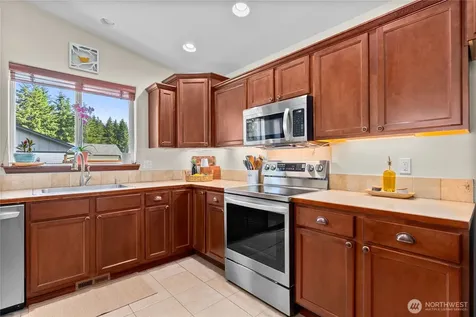 5130 180th Trail SW Rochester WA 98579