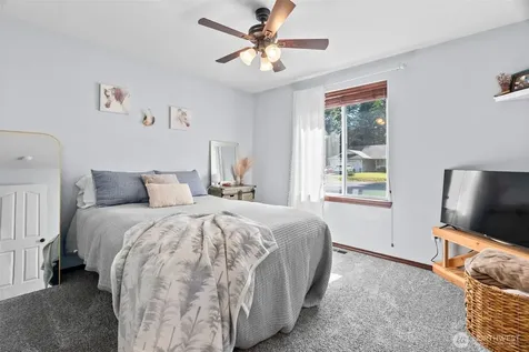 5130 180th Trail SW Rochester WA 98579